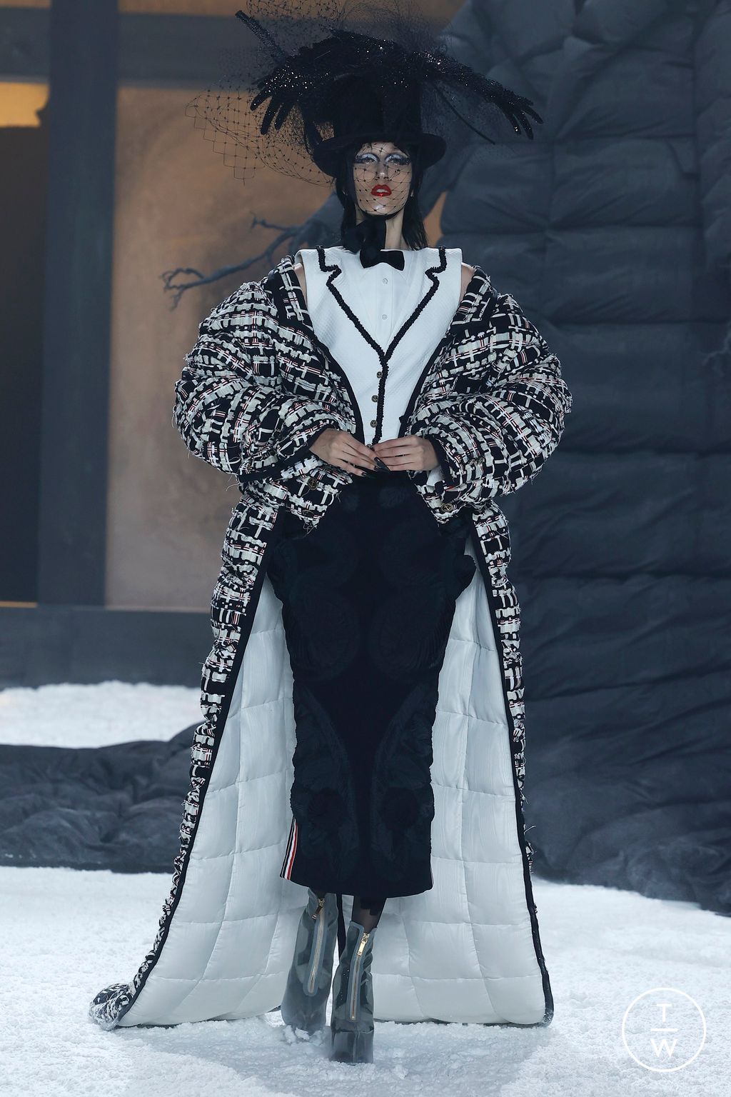 Fashion Week New York Fall/Winter 2024 look 1 from the Thom Browne collection womenswear