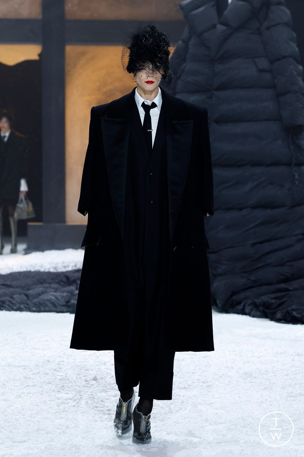 Fashion Week New York Fall/Winter 2024 look 18 from the Thom Browne collection womenswear