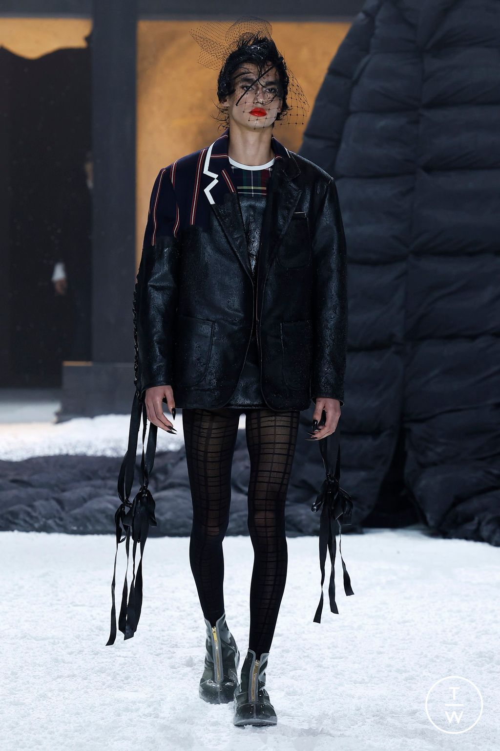 Fashion Week New York Fall/Winter 2024 look 19 from the Thom Browne collection 女装