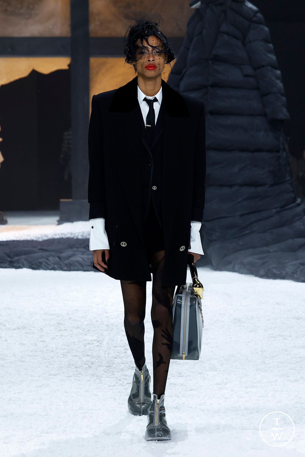 Fashion Week New York Fall/Winter 2024 look 31 from the Thom Browne collection womenswear
