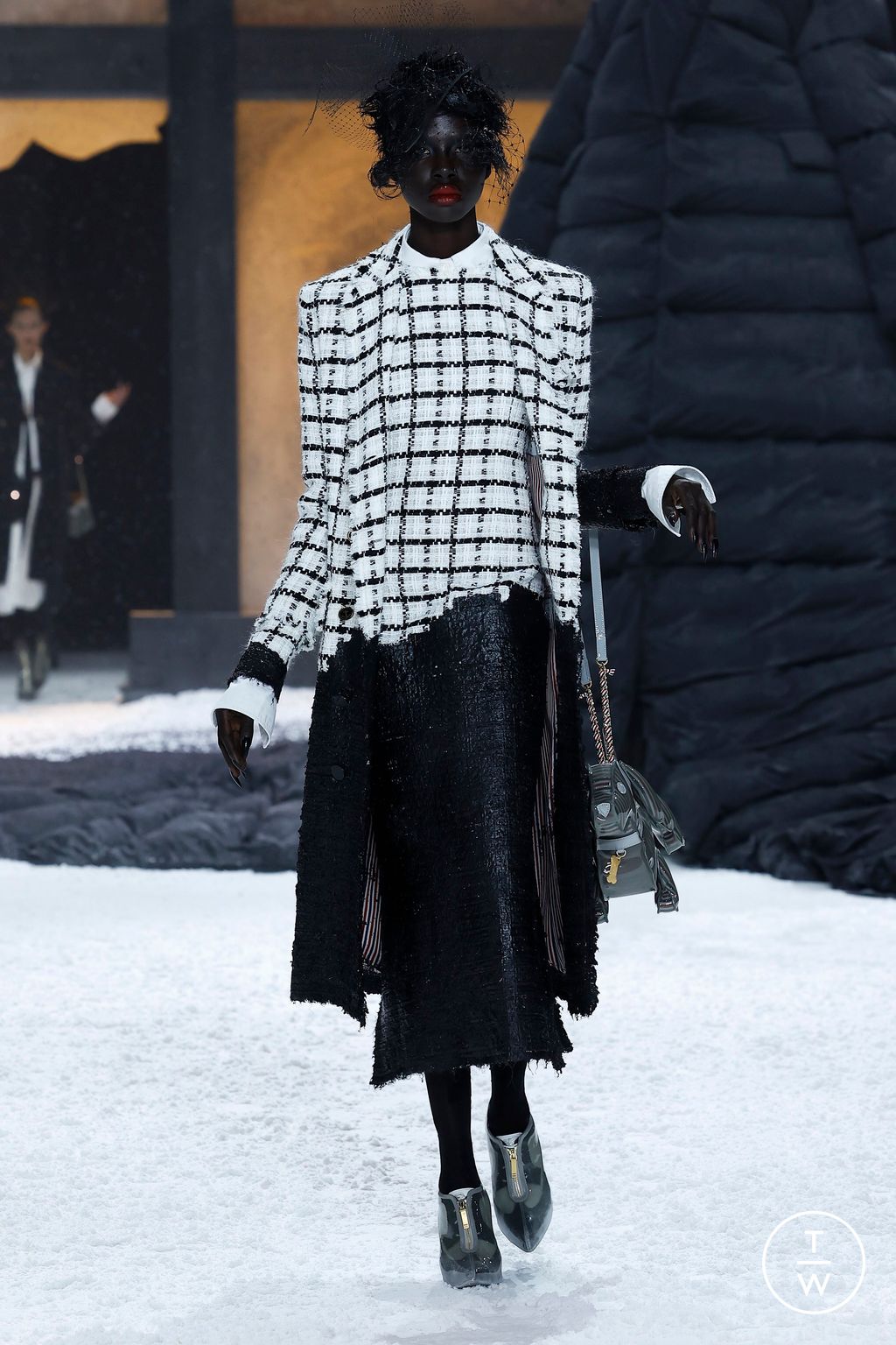 Fashion Week New York Fall/Winter 2024 look 41 from the Thom Browne collection womenswear
