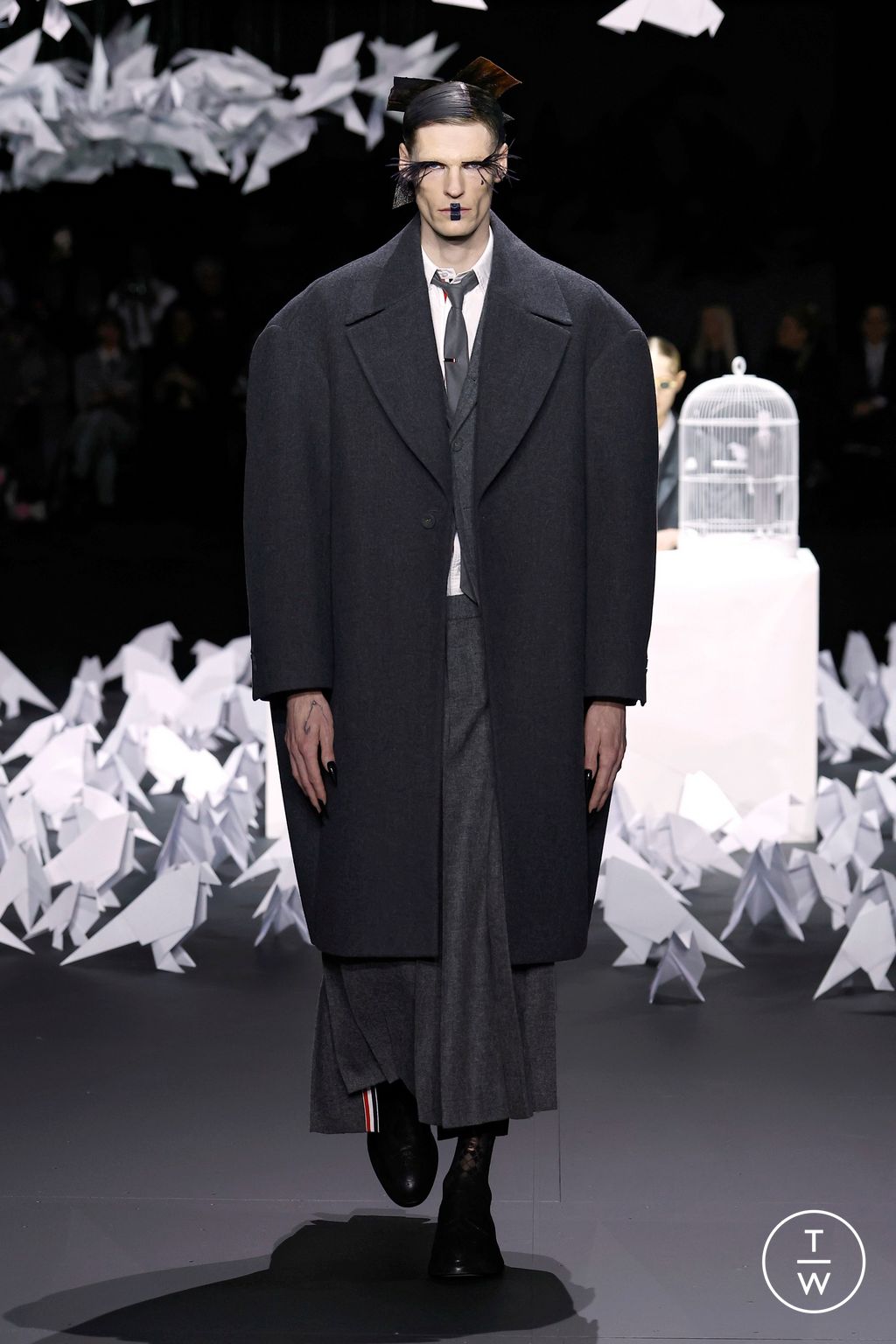 Fashion Week New York Fall/Winter 2025 look 2 from the Thom Browne collection womenswear