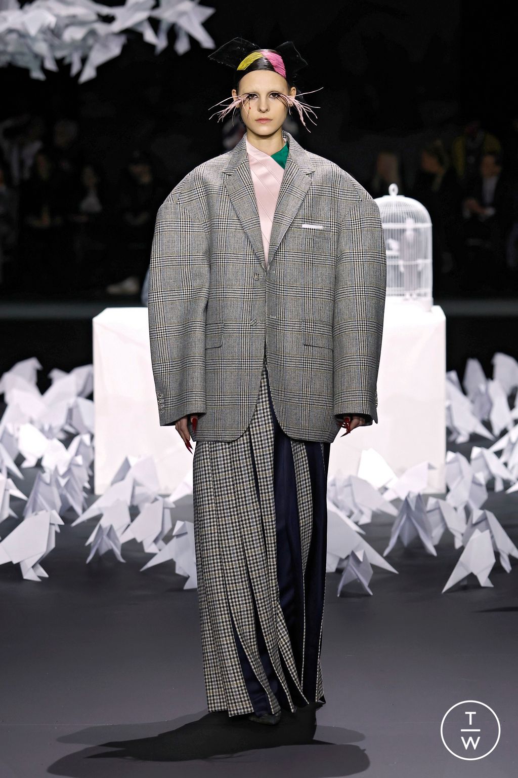 Fashion Week New York Fall/Winter 2025 look 10 from the Thom Browne collection womenswear