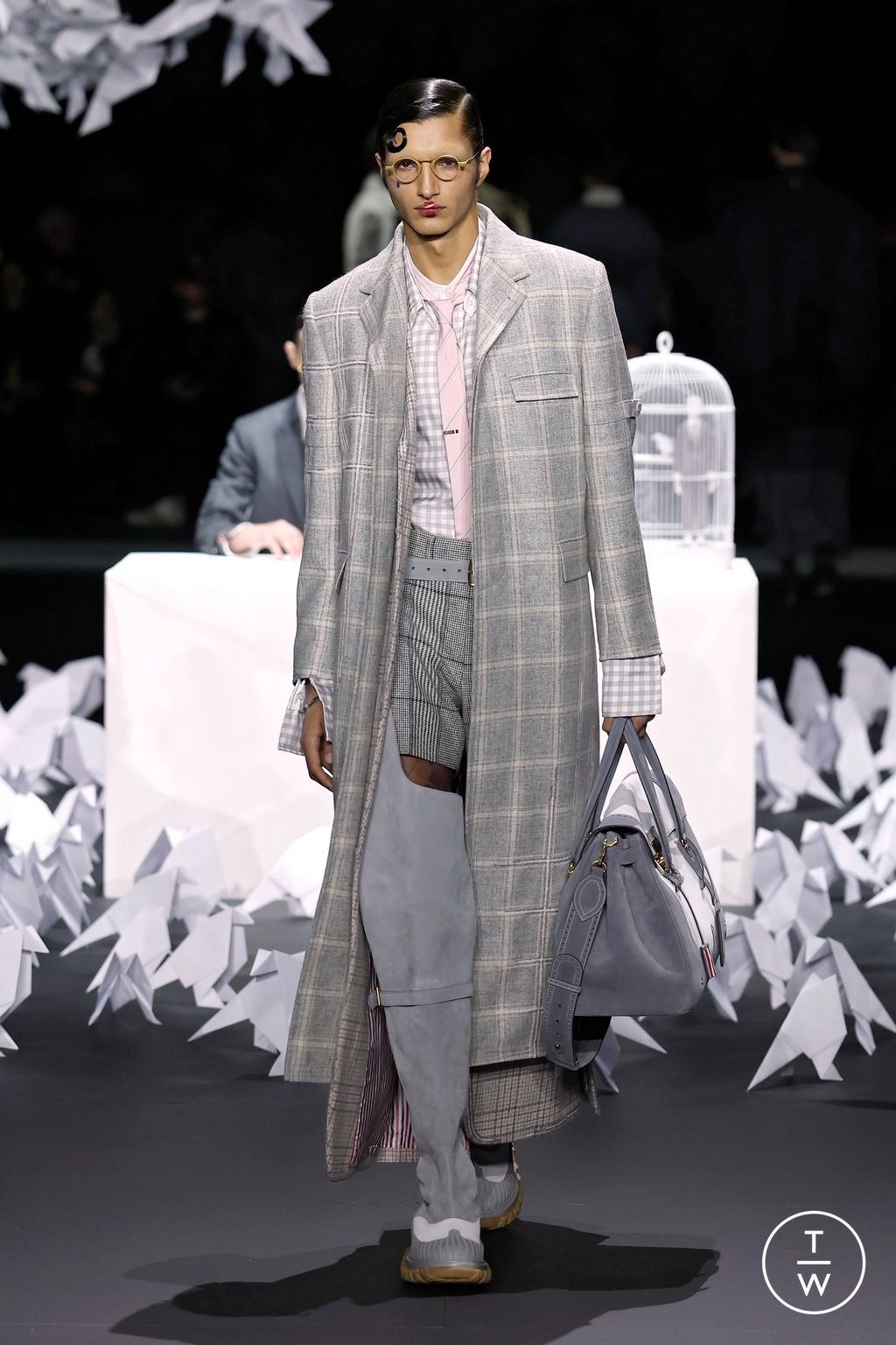 Fashion Week New York Fall/Winter 2025 look 12 de la collection Thom Browne womenswear
