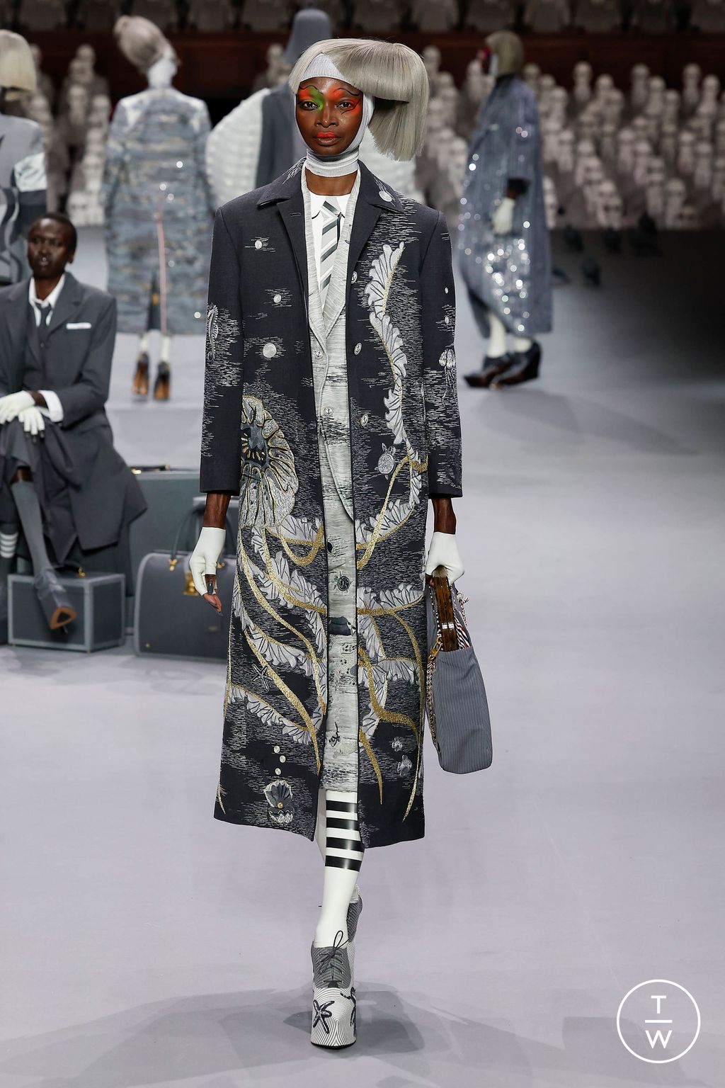 Fashion Week Paris Fall/Winter 2023 look 8 from the Thom Browne collection couture