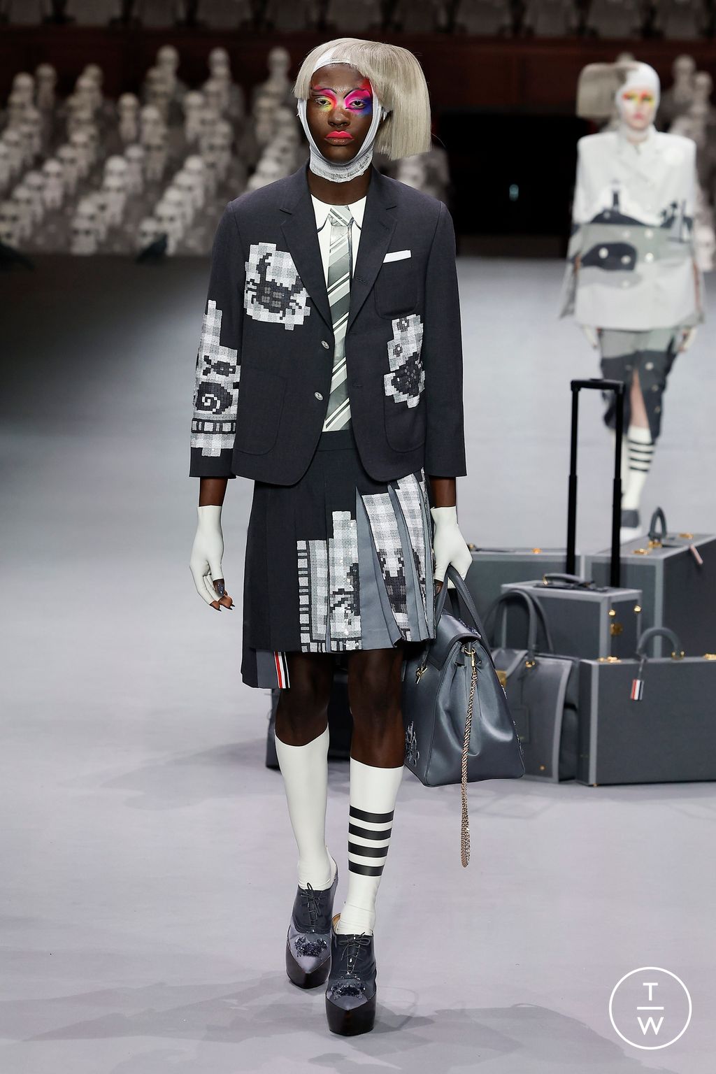 Fashion Week Paris Fall/Winter 2023 look 35 from the Thom Browne collection 高级定制