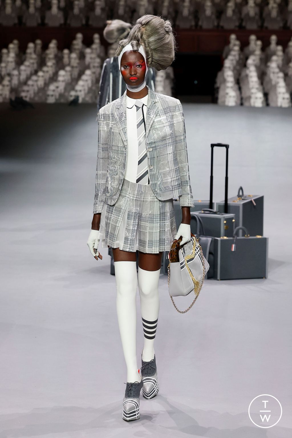 Fashion Week Paris Fall/Winter 2023 look 45 from the Thom Browne collection 高级定制