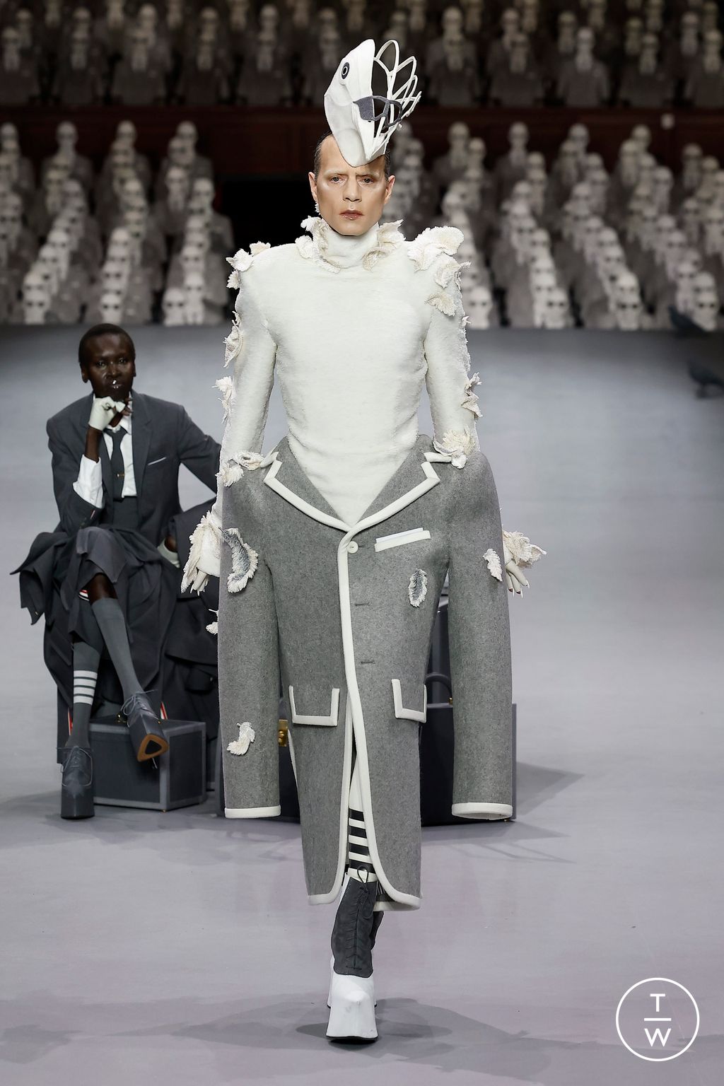 Fashion Week Paris Fall/Winter 2023 look 54 from the Thom Browne collection couture