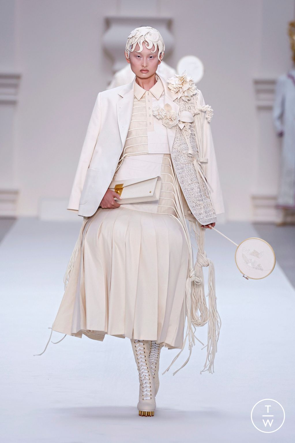 Fashion Week Paris Fall/Winter 2024 look 4 from the Thom Browne collection 高级定制