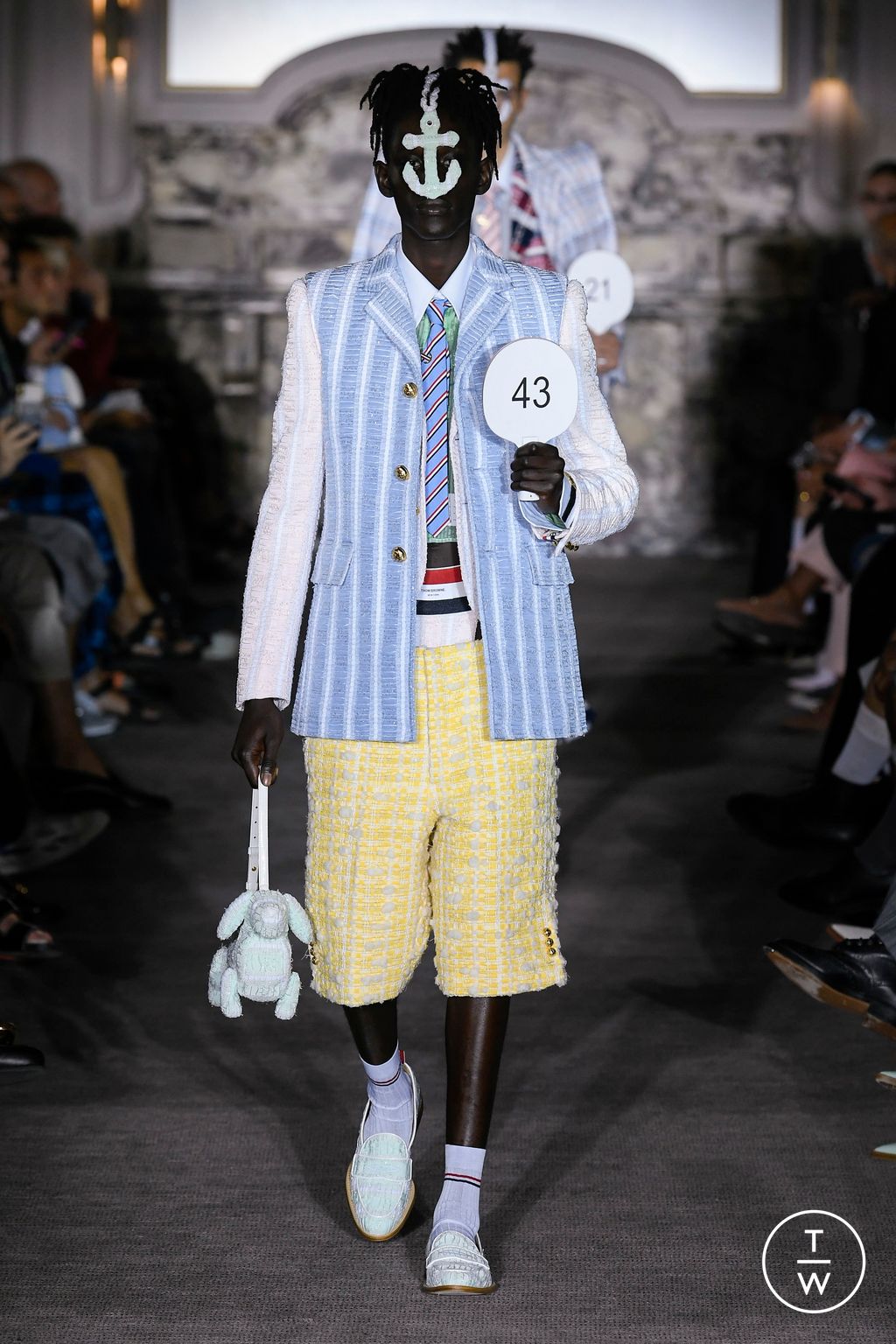 Fashion Week Paris Spring/Summer 2023 look 19 from the Thom Browne collection 男装