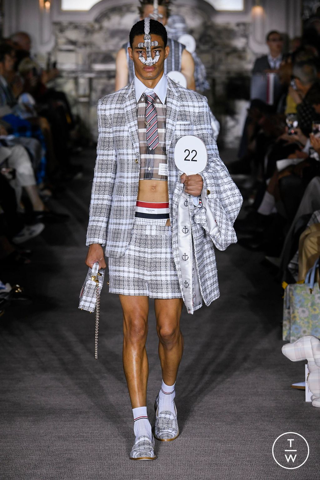 Fashion Week Paris Spring/Summer 2023 look 34 from the Thom Browne collection 男装