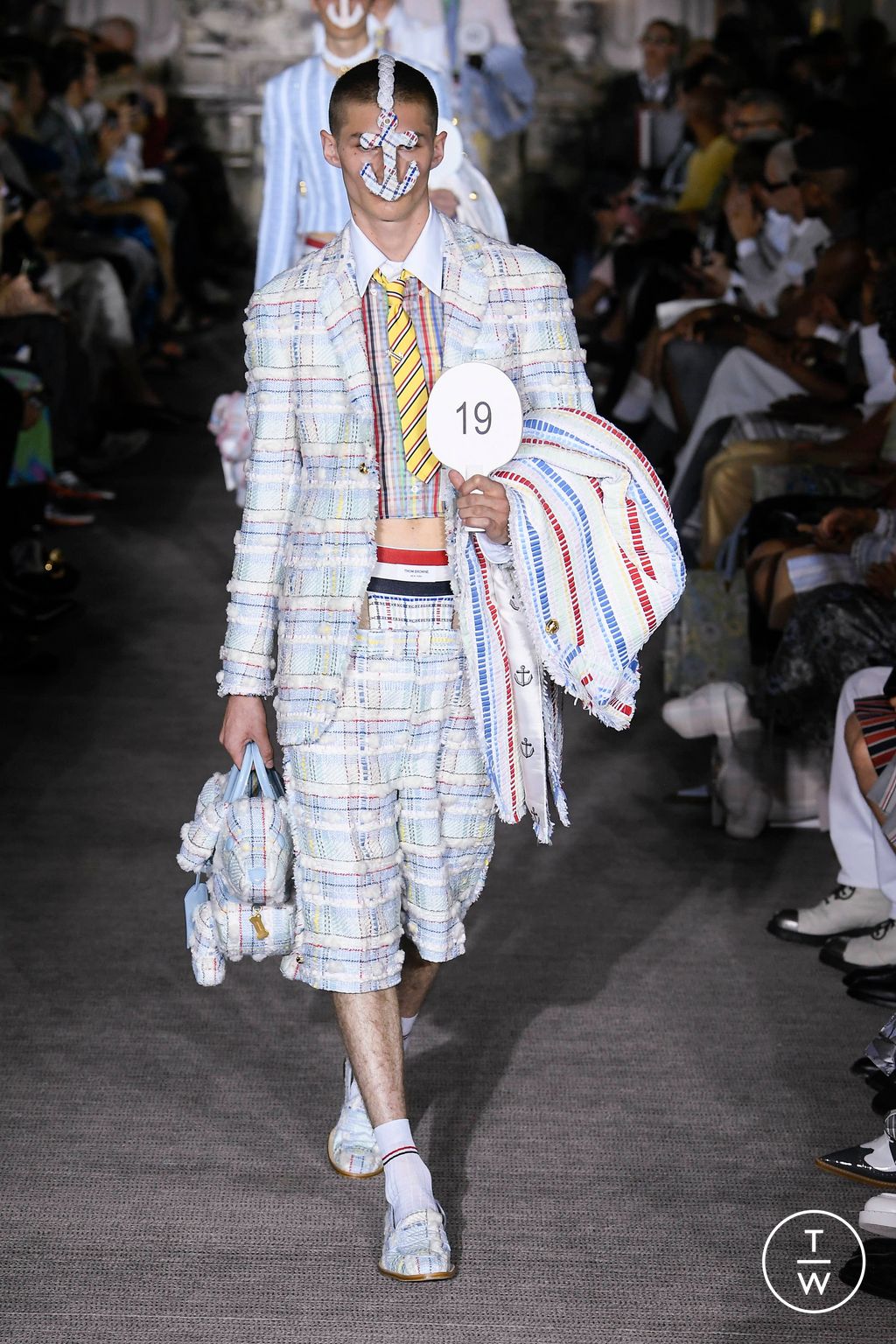 Fashion Week Paris Spring/Summer 2023 look 48 from the Thom Browne collection 男装