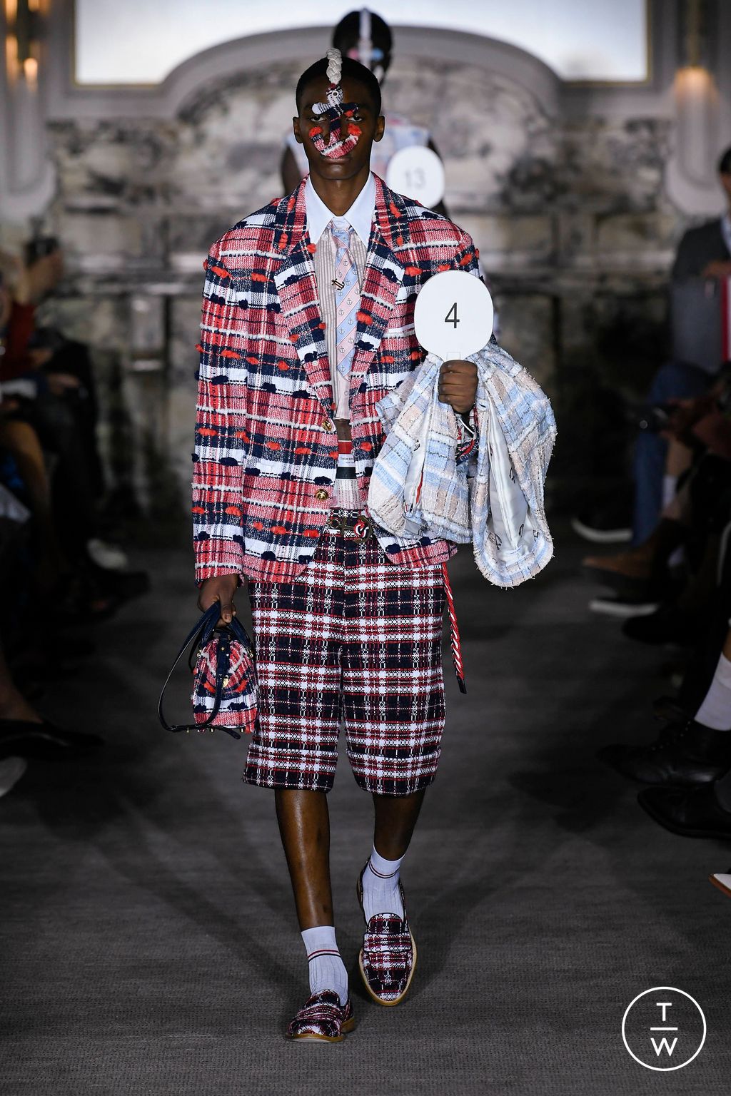 Fashion Week Paris Spring/Summer 2023 look 53 from the Thom Browne collection 男装