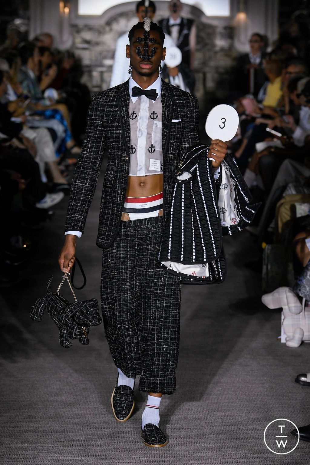 Fashion Week Paris Spring/Summer 2023 look 61 from the Thom Browne collection menswear