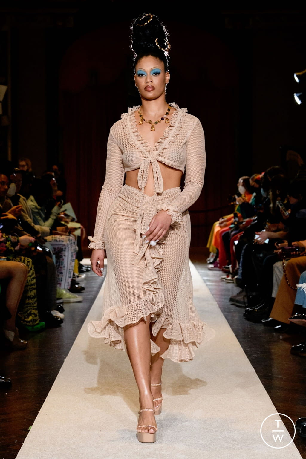Fashion Week New York Fall/Winter 2022 look 16 from the Tia Adeola collection womenswear