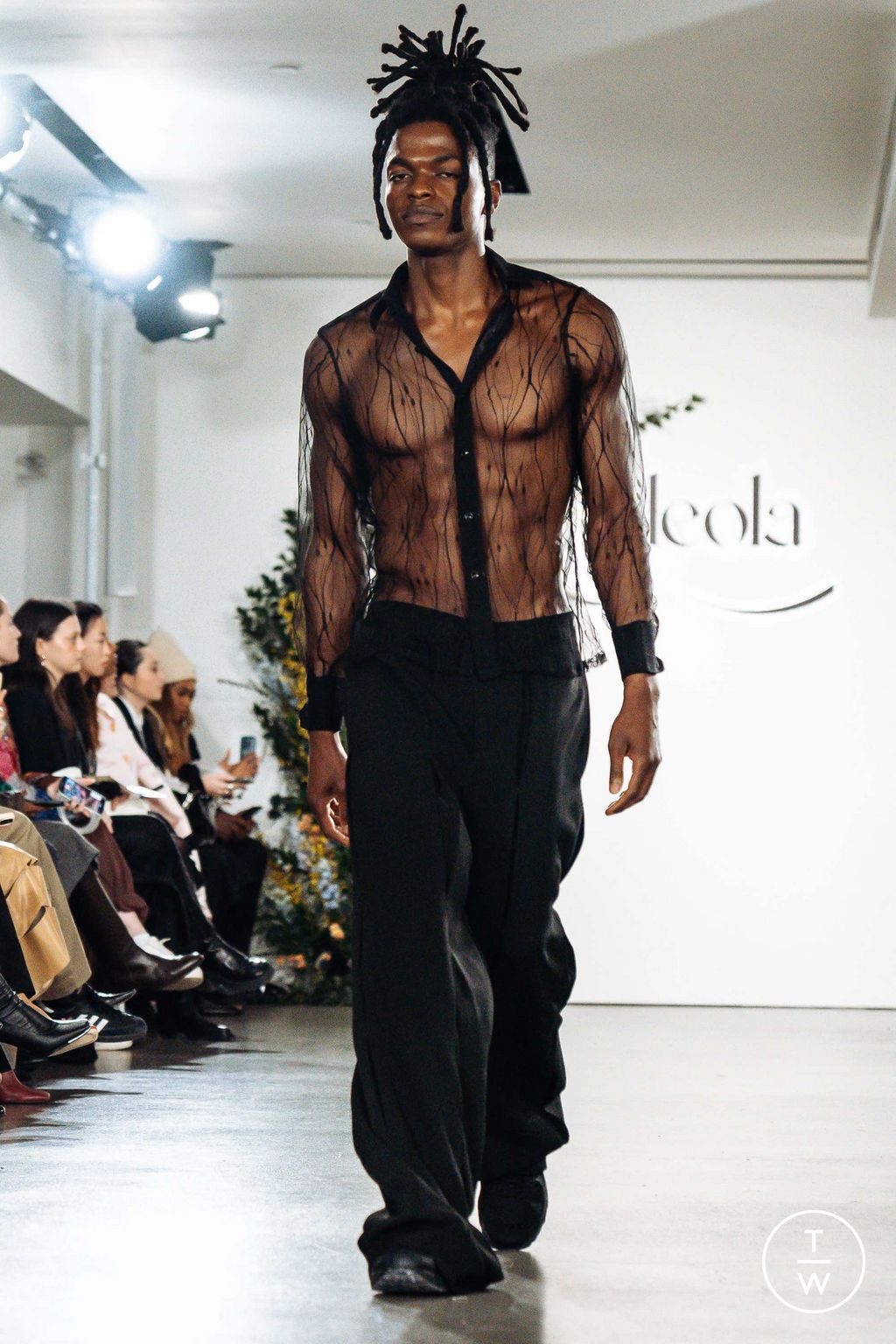 Fashion Week New York Fall/Winter 2023 look 14 de la collection Tia Adeola womenswear