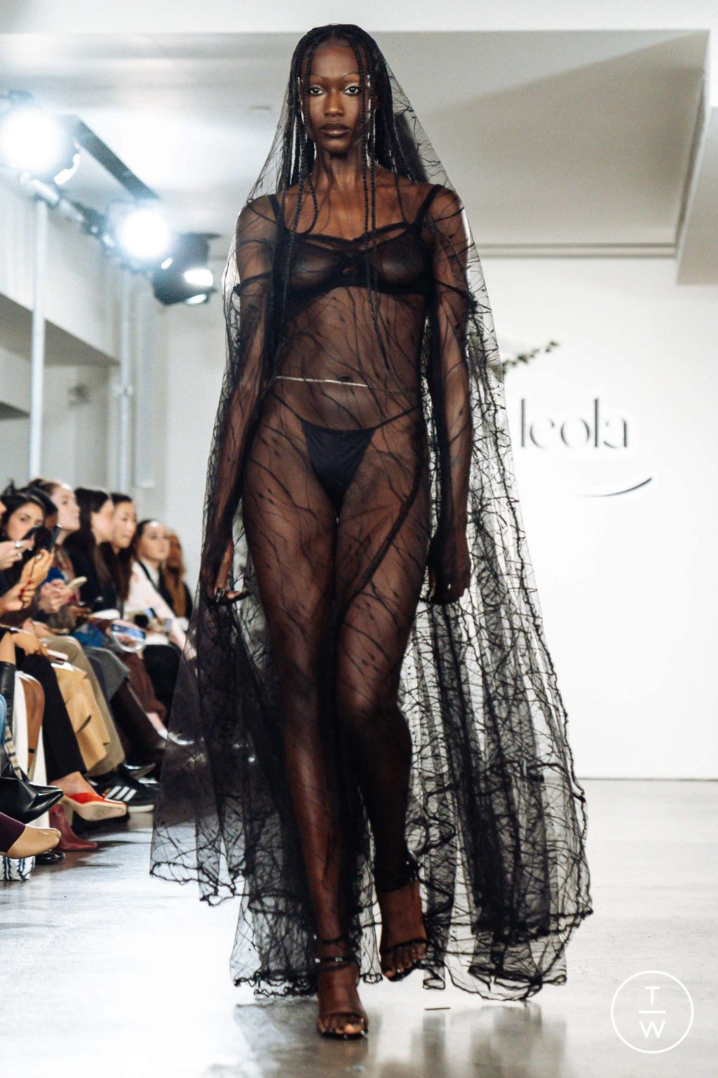 Fashion Week New York Fall/Winter 2023 look 20 from the Tia Adeola collection womenswear