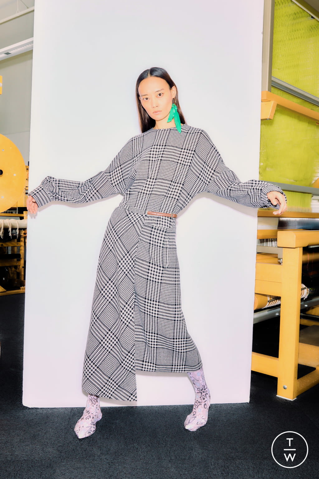 Fashion Week New York Fall/Winter 2021 look 6 from the Tibi collection womenswear