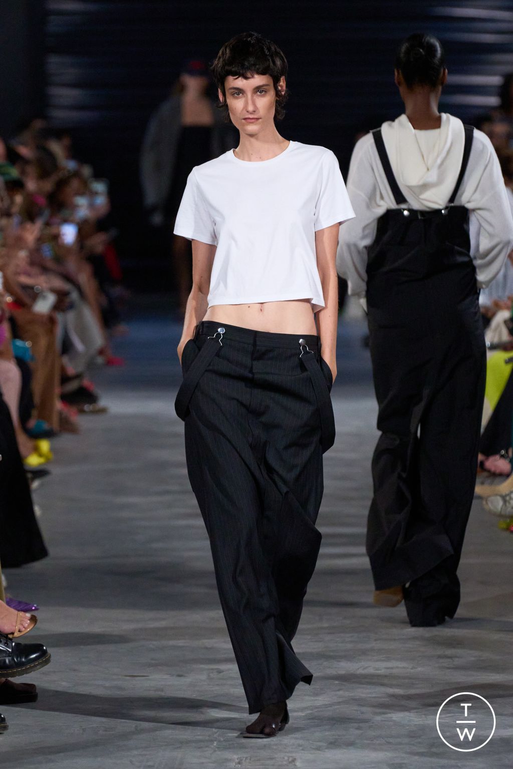 Fashion Week New York Spring/Summer 2023 look 16 de la collection Tibi womenswear