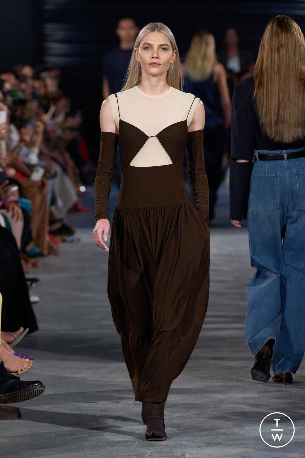 Fashion Week New York Spring/Summer 2023 look 24 de la collection Tibi womenswear