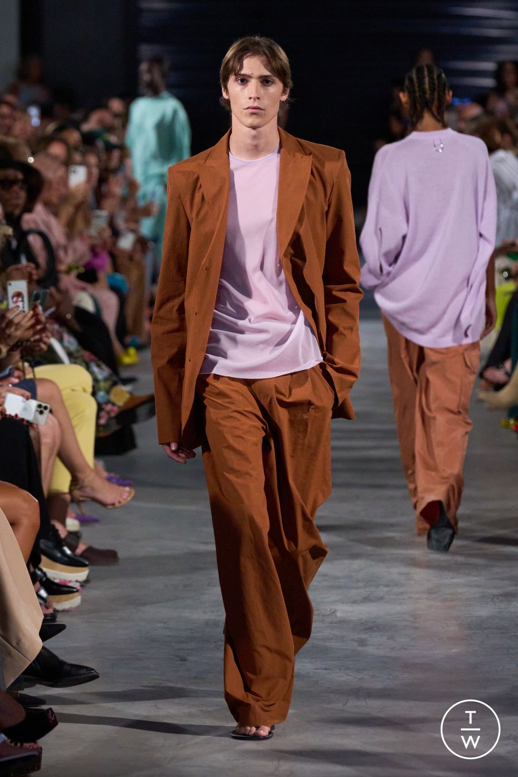 Fashion Week New York Spring/Summer 2023 look 39 from the Tibi collection womenswear