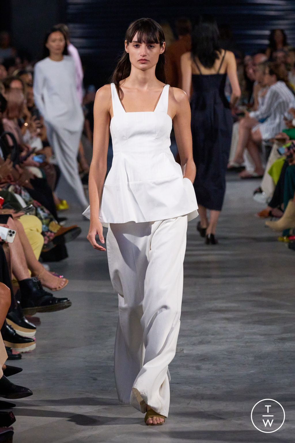 Fashion Week New York Spring/Summer 2023 look 43 from the Tibi collection 女装