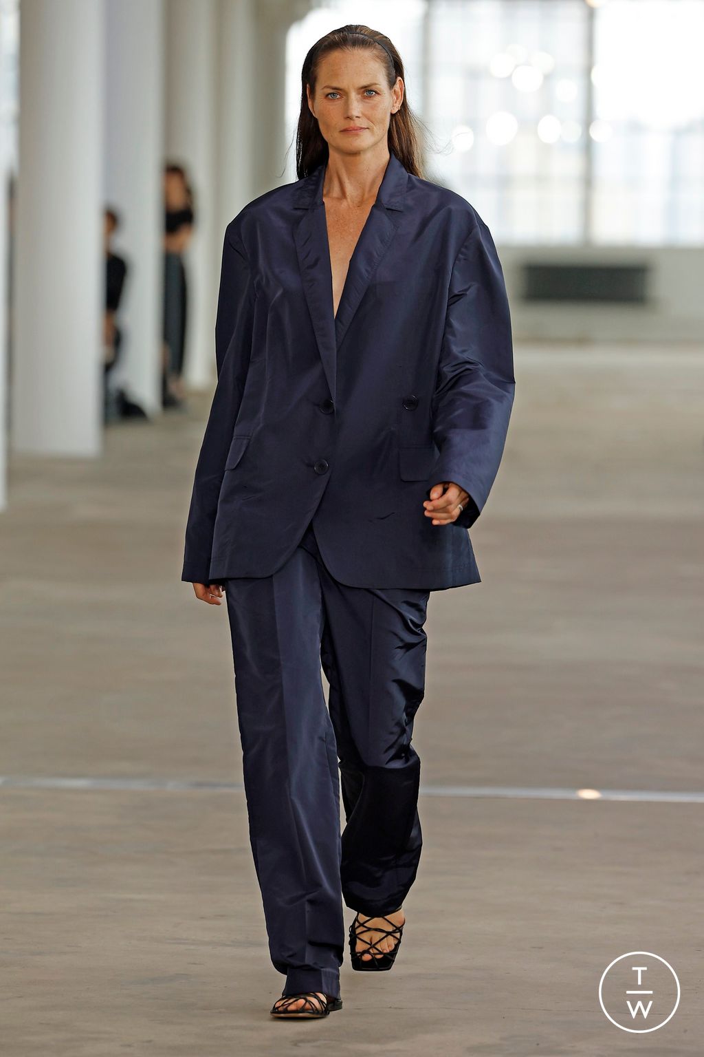 Fashion Week New York Spring/Summer 2024 look 1 de la collection Tibi womenswear