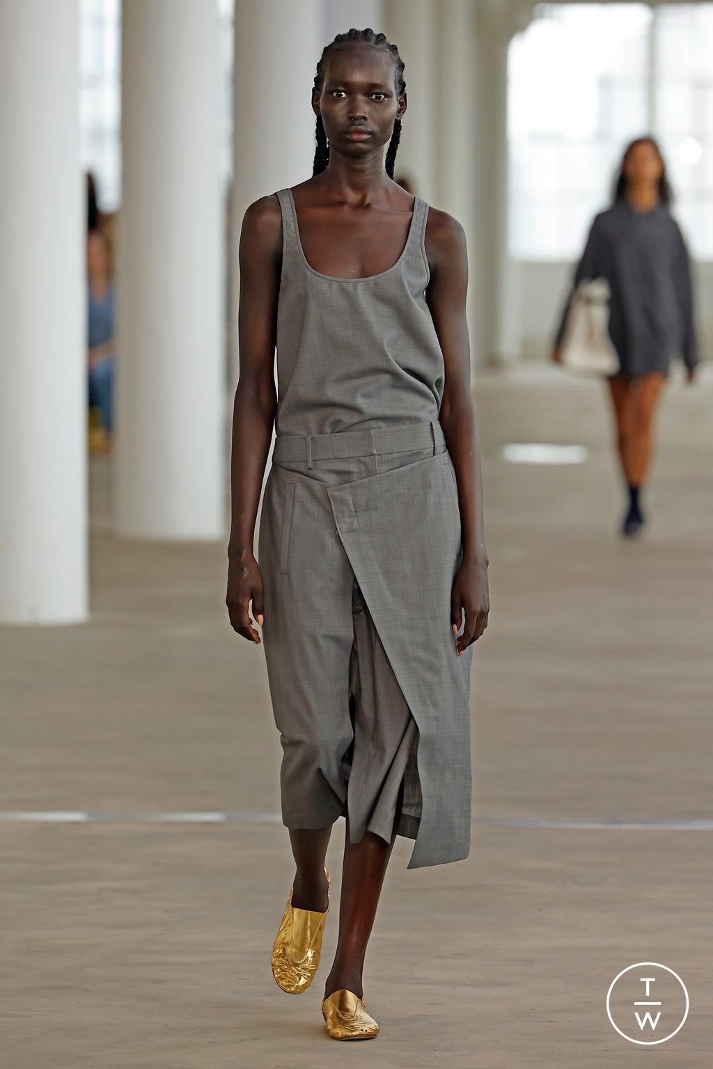 Fashion Week New York Spring/Summer 2024 look 18 de la collection Tibi womenswear