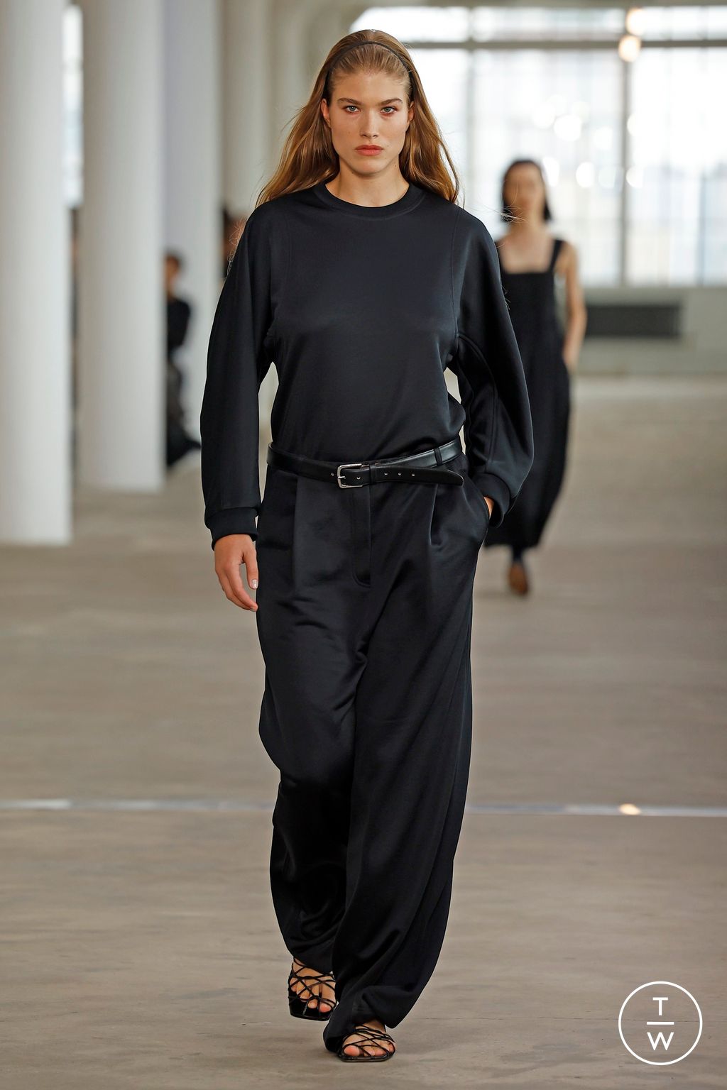 Fashion Week New York Spring/Summer 2024 look 24 from the Tibi collection womenswear