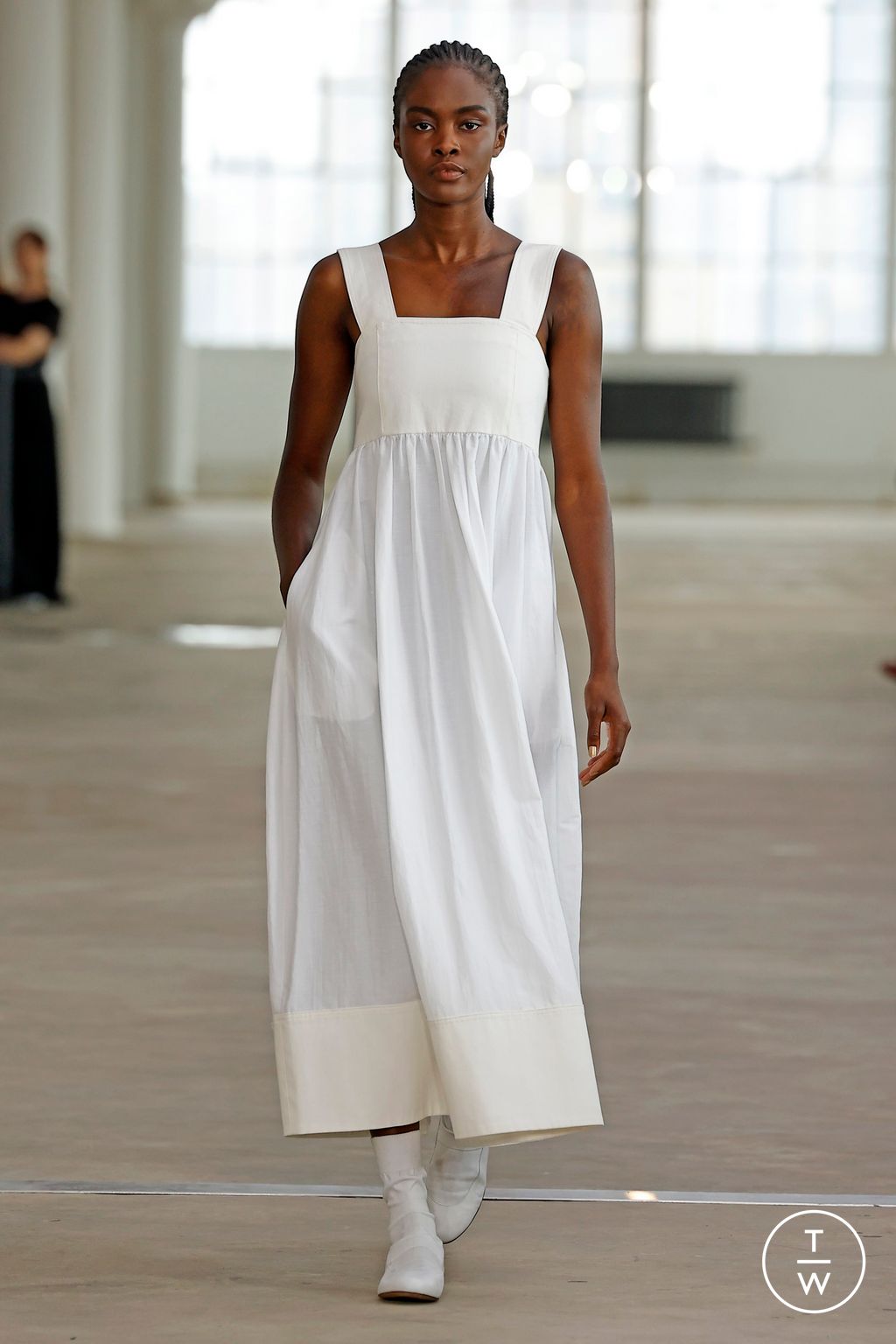 Fashion Week New York Spring/Summer 2024 look 27 from the Tibi collection womenswear