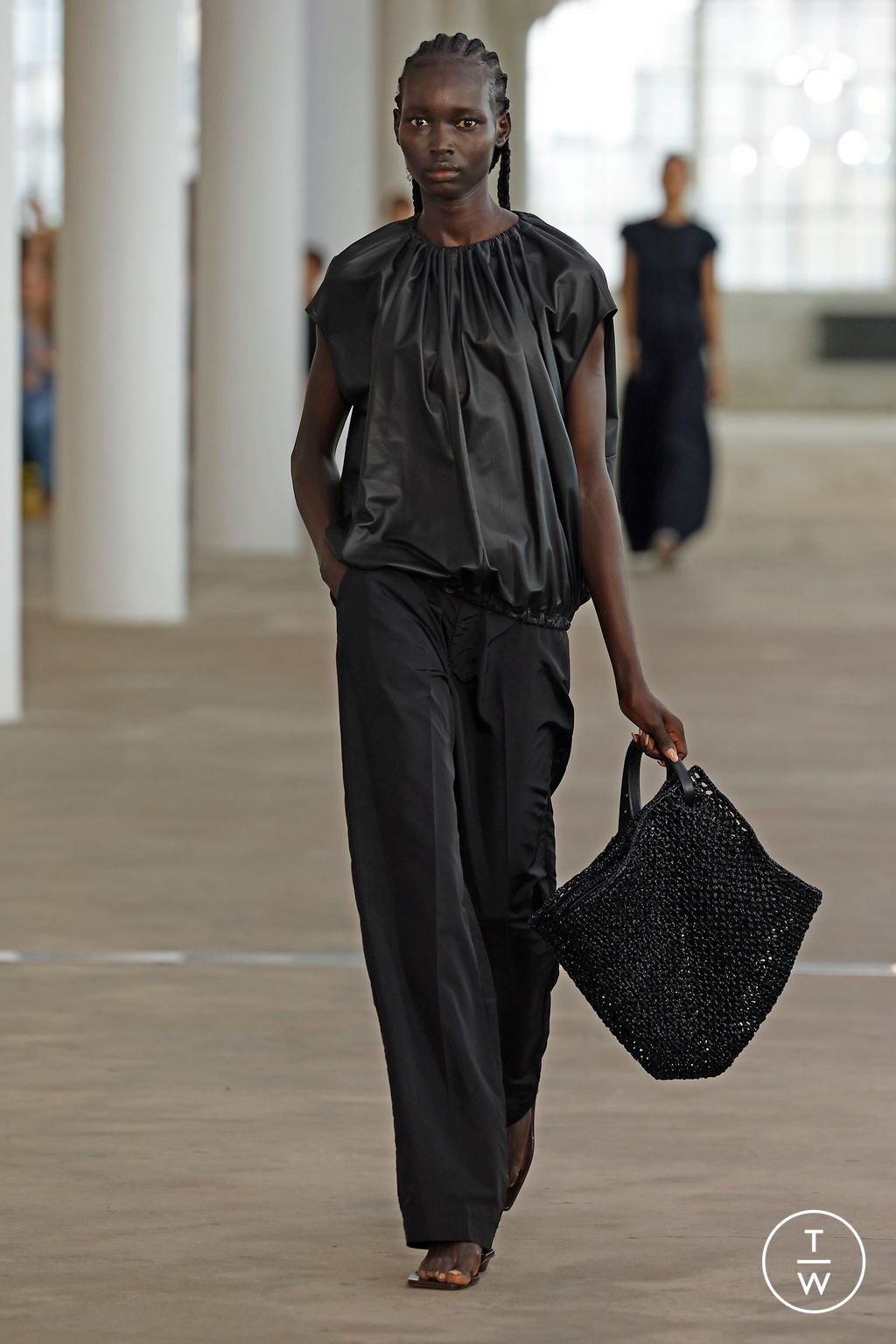 Fashion Week New York Spring/Summer 2024 look 38 from the Tibi collection 女装