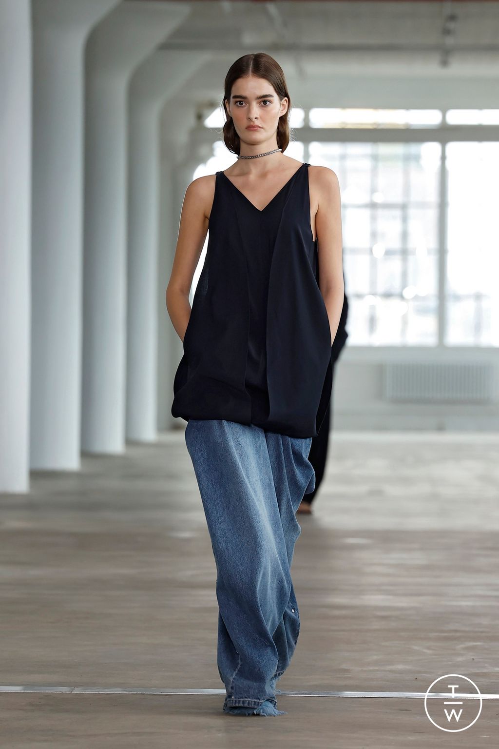 Fashion Week New York Spring/Summer 2025 look 10 from the Tibi collection womenswear