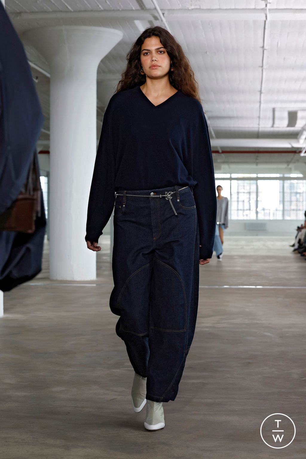 Fashion Week New York Spring/Summer 2025 look 13 from the Tibi collection womenswear