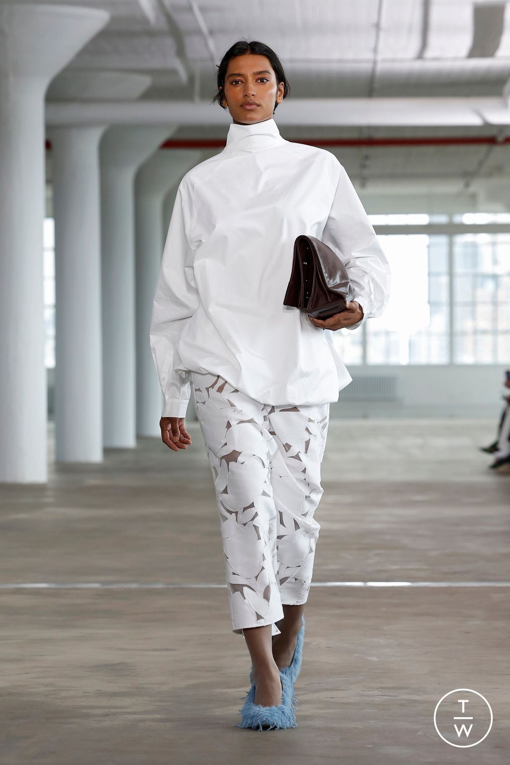 Fashion Week New York Spring/Summer 2025 look 31 from the Tibi collection womenswear