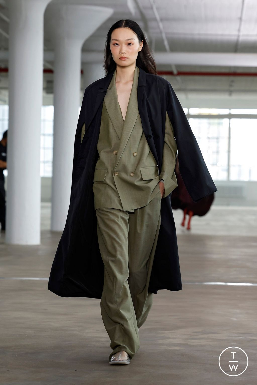 Fashion Week New York Spring/Summer 2025 look 43 from the Tibi collection womenswear
