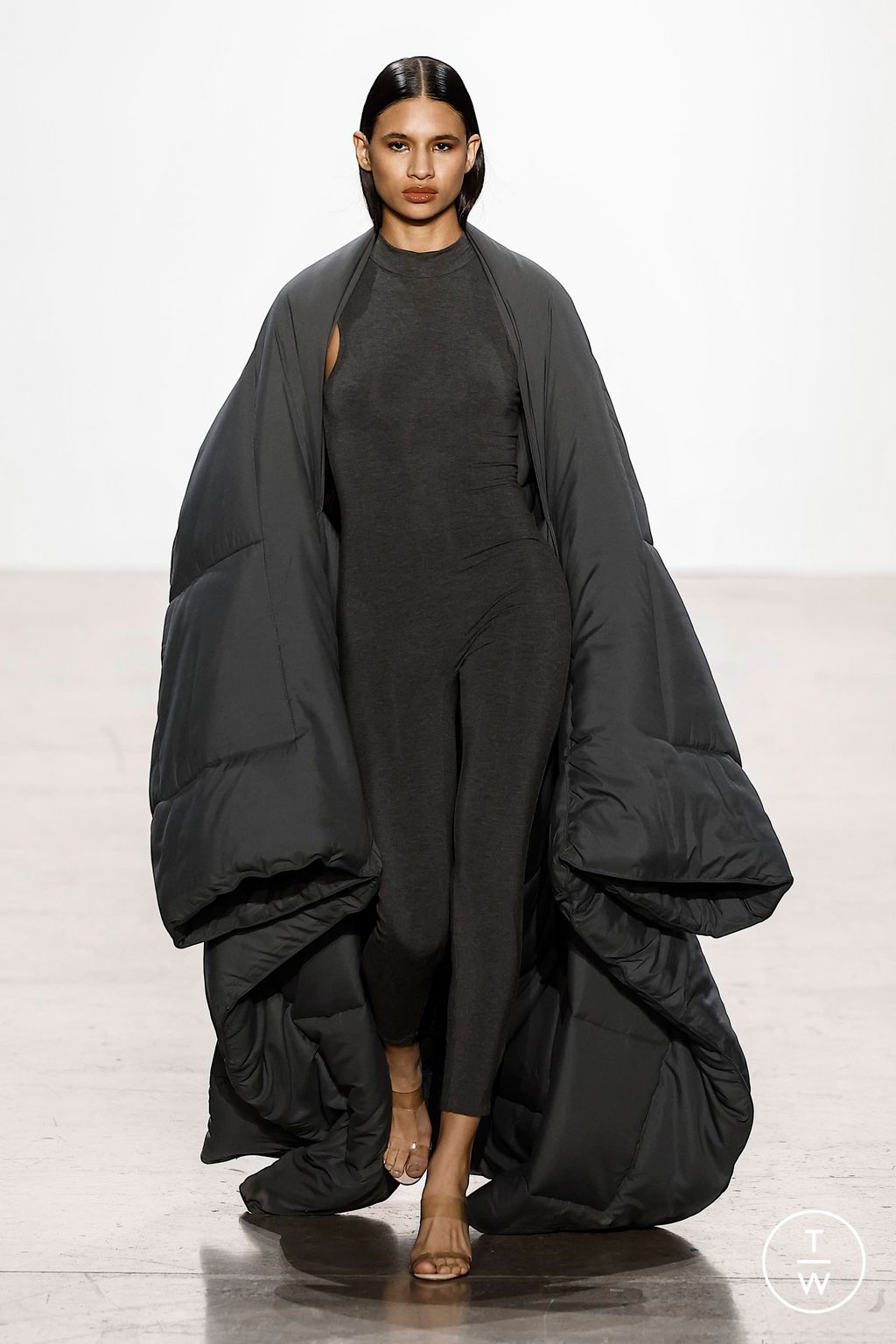 Fashion Week New York Fall/Winter 2023 look 1 from the Tiffany Brown Designs collection womenswear
