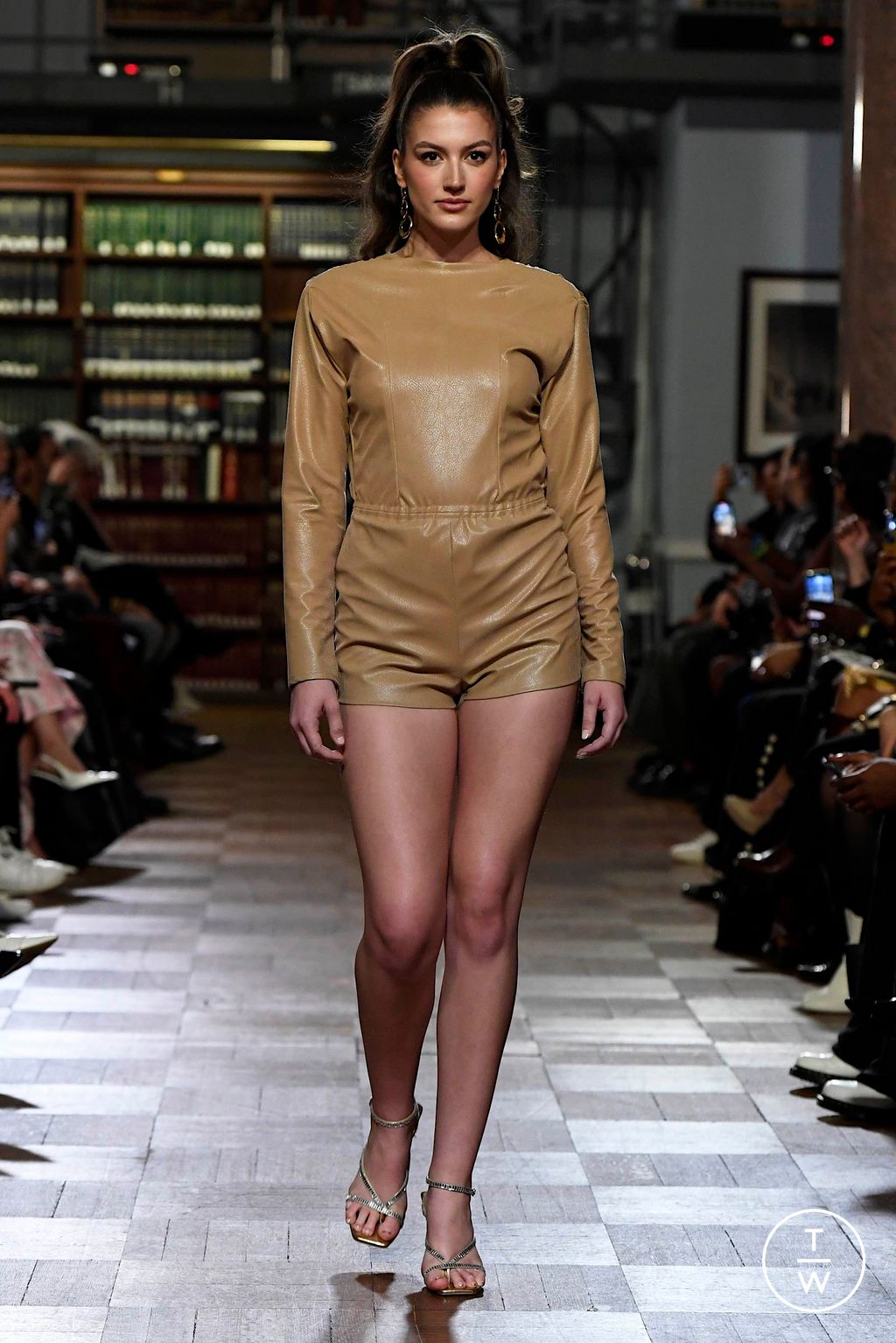 Fashion Week New York Fall/Winter 2024 look 15 de la collection Tiffany Brown Designs womenswear
