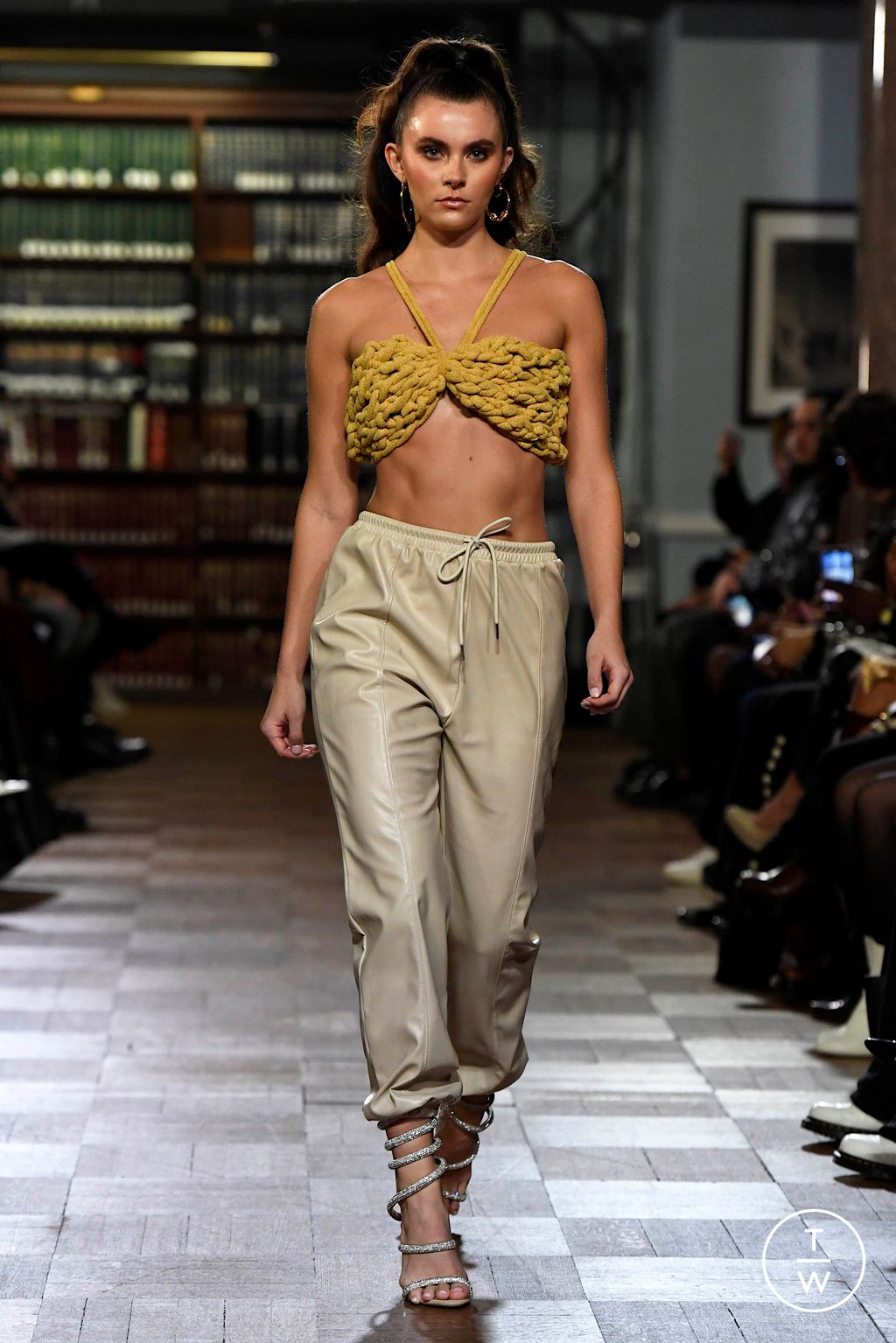 Fashion Week New York Fall/Winter 2024 look 16 de la collection Tiffany Brown Designs womenswear