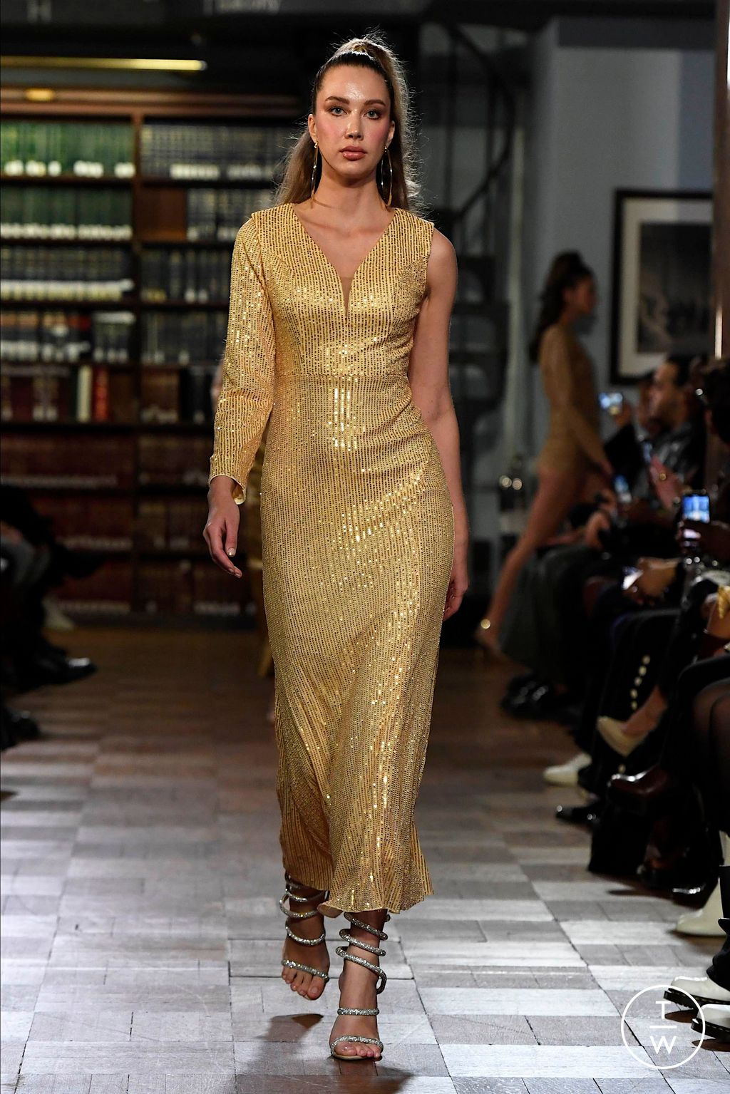 Fashion Week New York Fall/Winter 2024 look 17 from the Tiffany Brown Designs collection womenswear