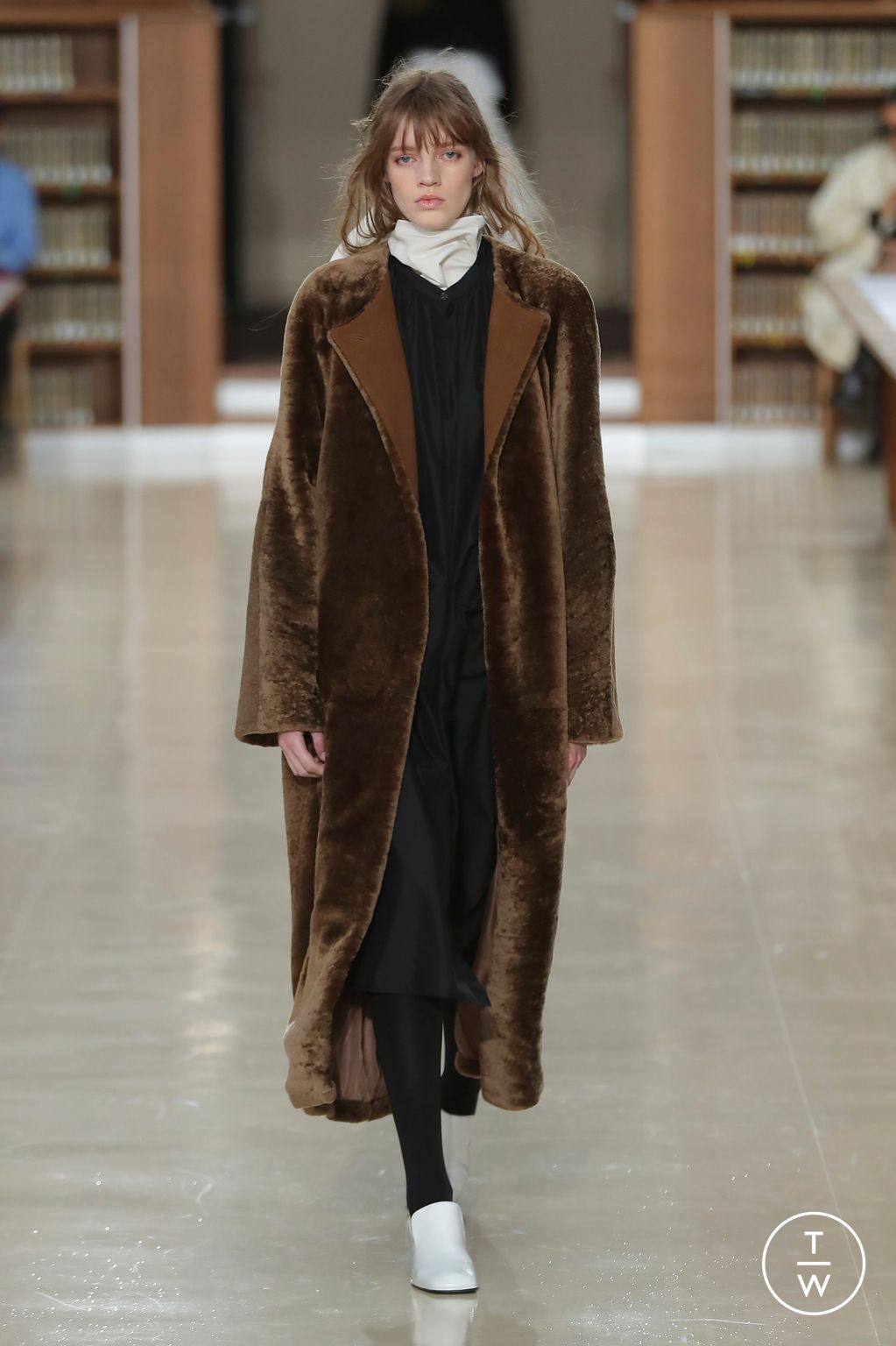 Fashion Week Paris Fall/Winter 2026 look 3 from the Time collection womenswear