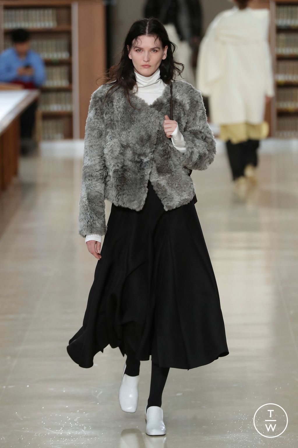 Fashion Week Paris Fall/Winter 2026 look 10 from the Time collection womenswear
