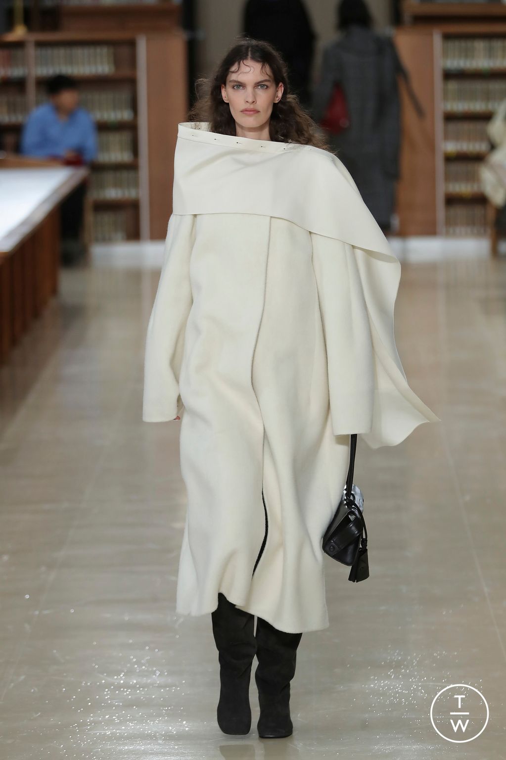 Fashion Week Paris Fall/Winter 2026 look 12 from the Time collection womenswear