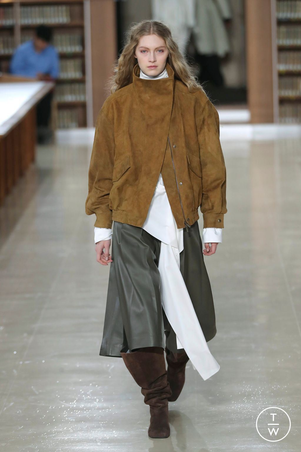 Fashion Week Paris Fall/Winter 2026 look 24 from the Time collection womenswear