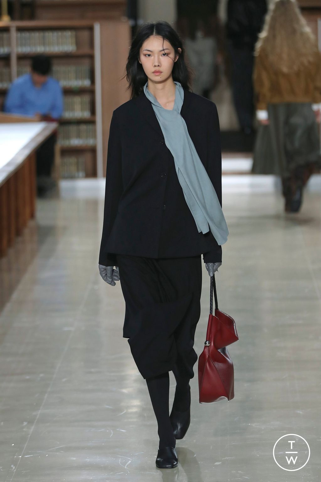 Fashion Week Paris Fall/Winter 2026 look 28 from the Time collection womenswear