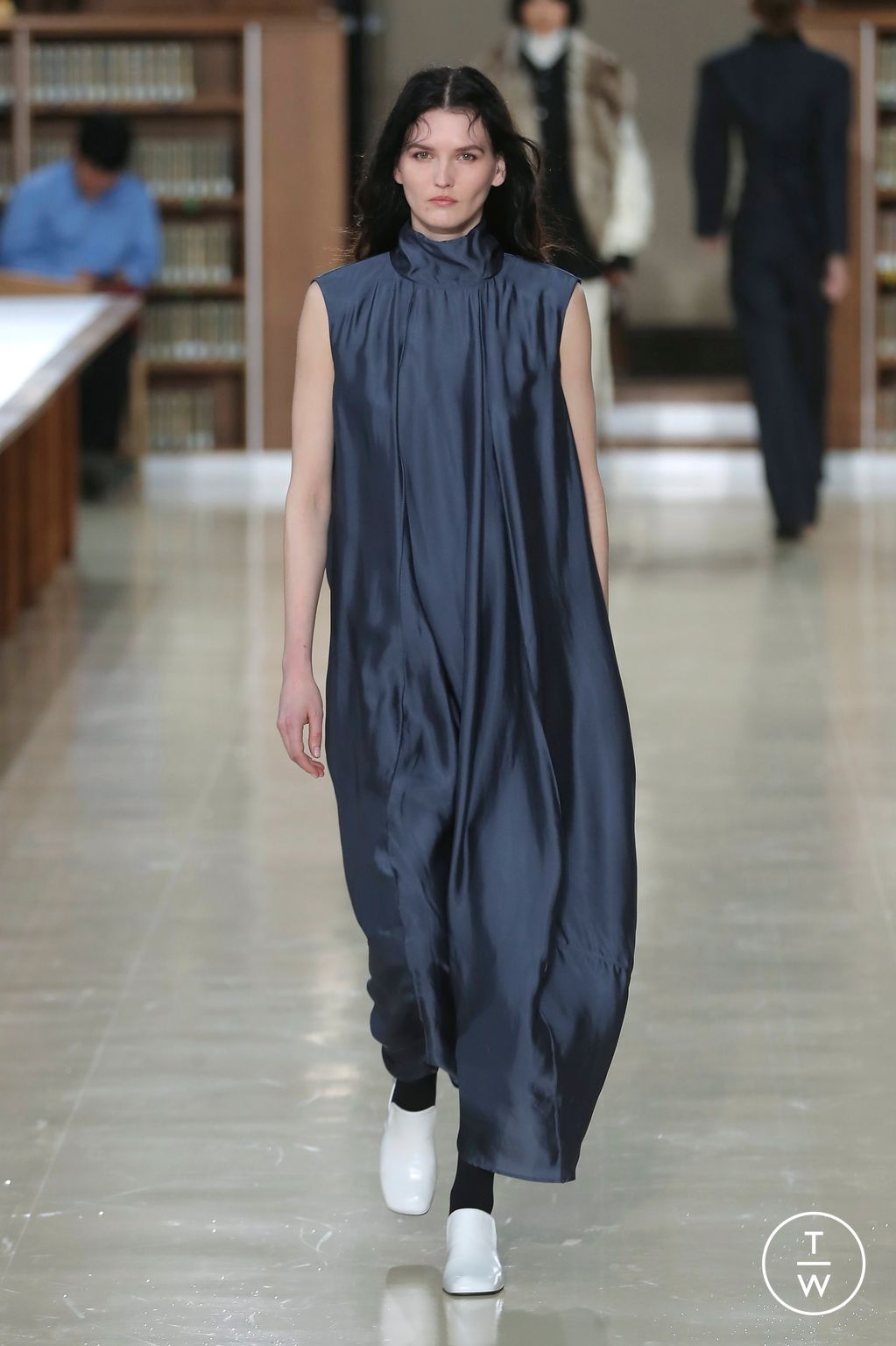 Fashion Week Paris Fall/Winter 2026 look 30 from the Time collection 女装
