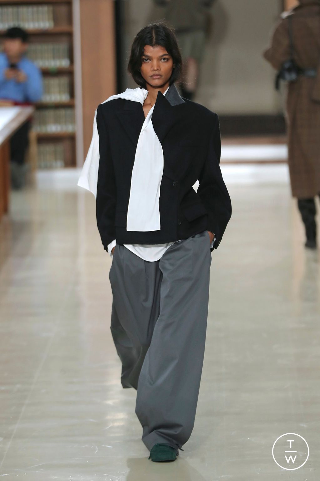 Fashion Week Paris Fall/Winter 2026 look 36 from the Time collection womenswear