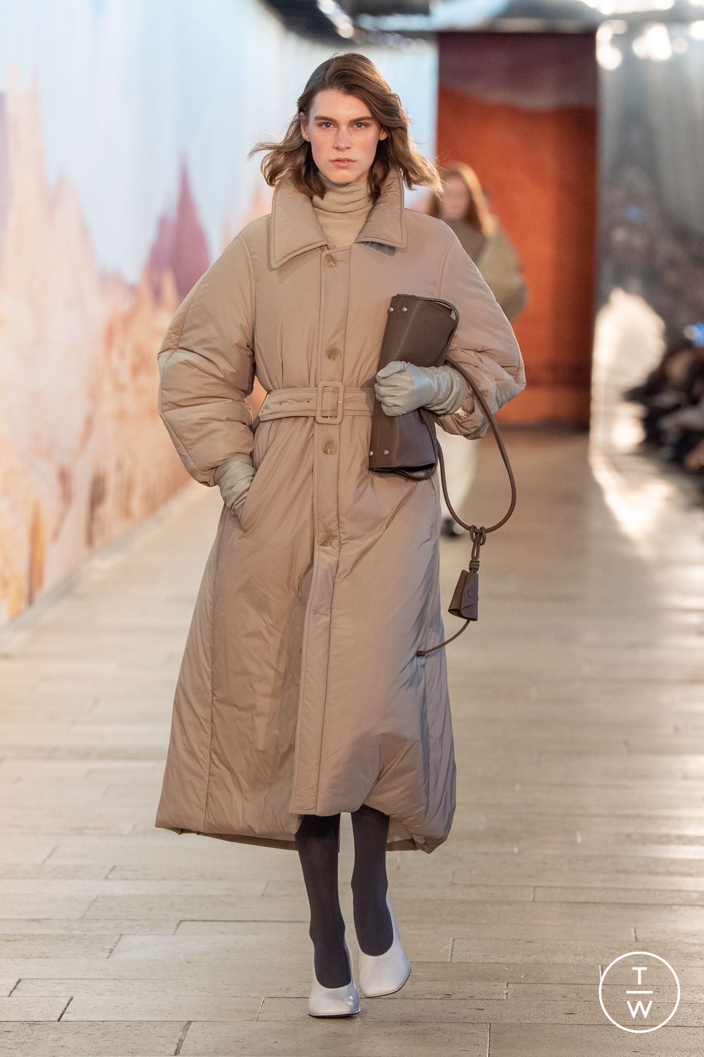 Fashion Week Paris Fall/Winter 2025 look 1 from the Time collection womenswear