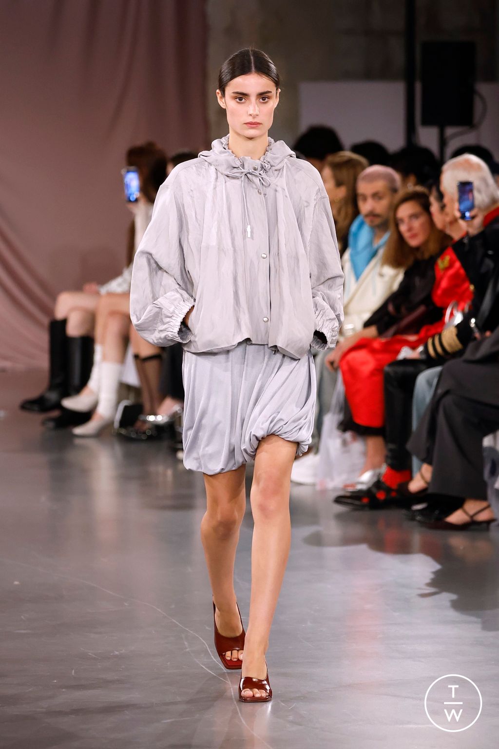 Fashion Week Paris Spring/Summer 2025 look 18 from the Time collection womenswear