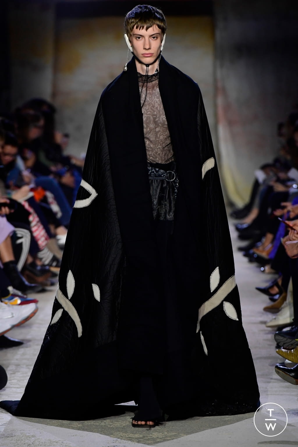 Fashion Week Paris Fall/Winter 2019 look 30 from the Festival de Hyères 2019 collection womenswear