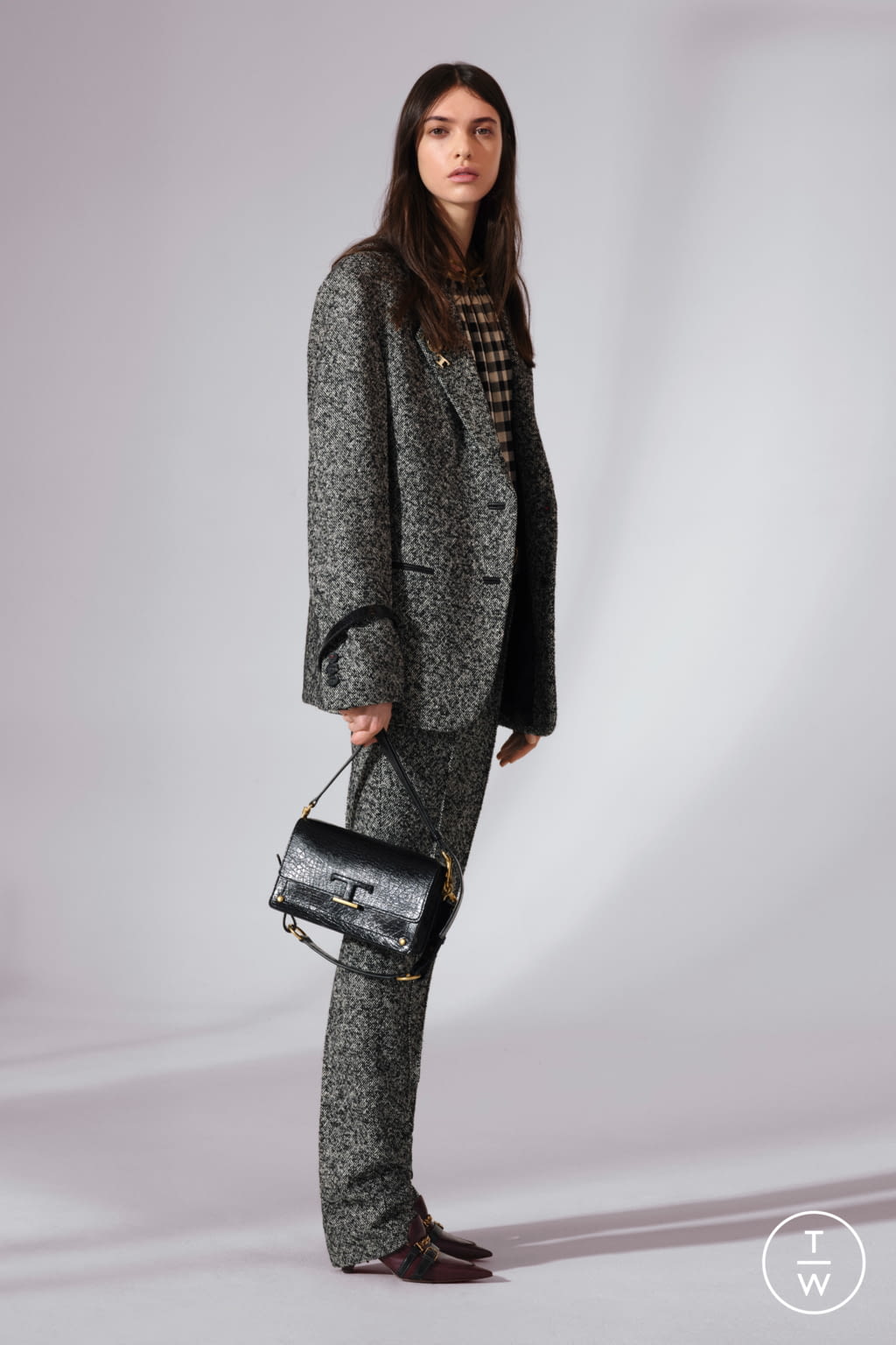 Fashion Week Milan Pre-Fall 2021 look 2 from the Tod's collection womenswear
